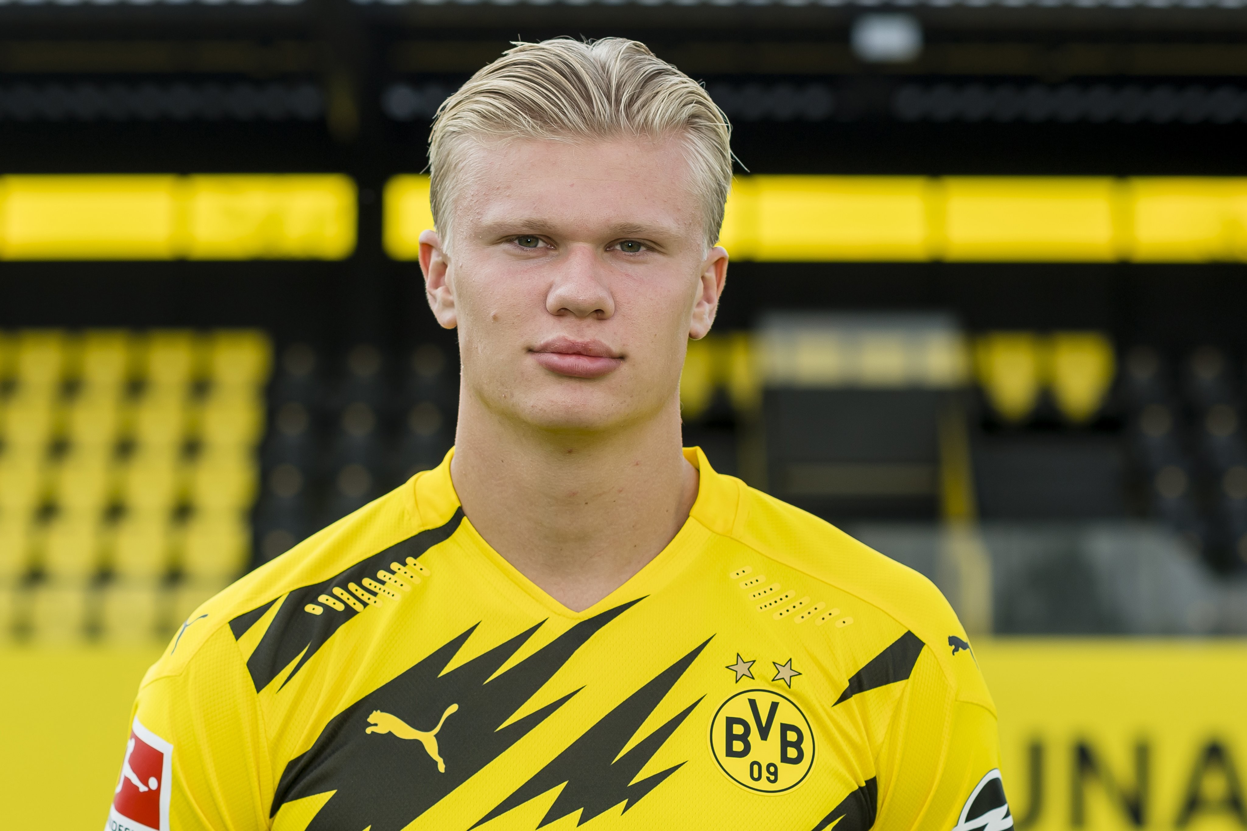 略伦特：很高兴保持不败战绩，和这些优秀球员并肩作战很轻松（略伦特：为不败延续感到欣喜，与顶尖队友并肩作战轻松自如）