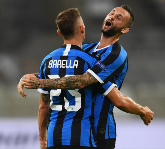 巴黎人报：普拉蒂尼起诉FIFA前高层，指控其发表对自己的指责（巴黎人报：普拉蒂尼起诉FIFA前高层，称其曾公开指责自己）