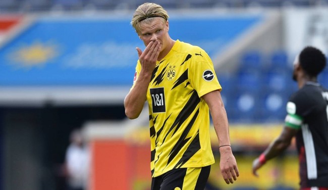 欧协联半场：威德默打破僵局，美因茨1-0萨姆松珀（欧协联半场战报：威德默先拔头筹，美因茨暂1-0领先萨姆松珀）