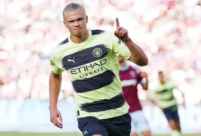 萨拉赫不满上场时间但无意冬窗离队，埃及足协称其仍将创造历史（萨拉赫不满出场时间但无冬窗离队意向，埃及足协：他仍将续写历史）