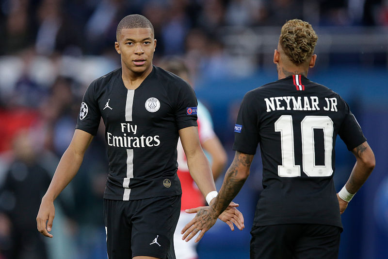 林德布拉德代表小红牛参加阿布扎比测试，明年进军F1