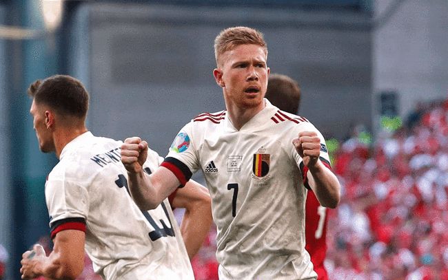 莫雷托：皇马依旧信任阿隆索，并且将在六月份签下一名中后卫（莫雷托：皇马对阿隆索信心不变，计划六月引进一位中后卫）