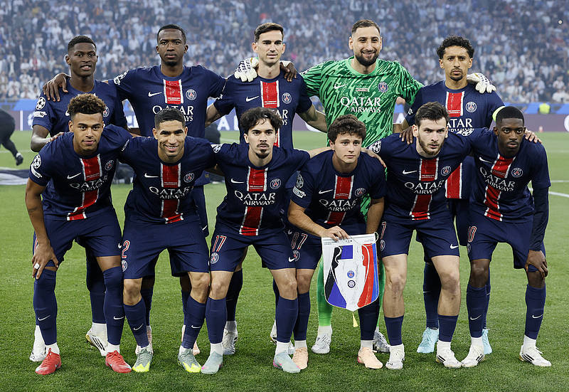 爱国之心！谷爱凌回应夺赛季首冠：中国队包揽前三，很自豪很开心（谷爱凌夺赛季首冠：中国队包揽前三，她称自豪又开心）