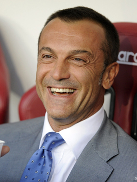 海港亚冠出线形势：剩余2轮落后晋级区6分，下轮不胜将被淘汰（海港亚冠出线告急：仅剩两轮仍落后6分，下轮不胜即遭淘汰）