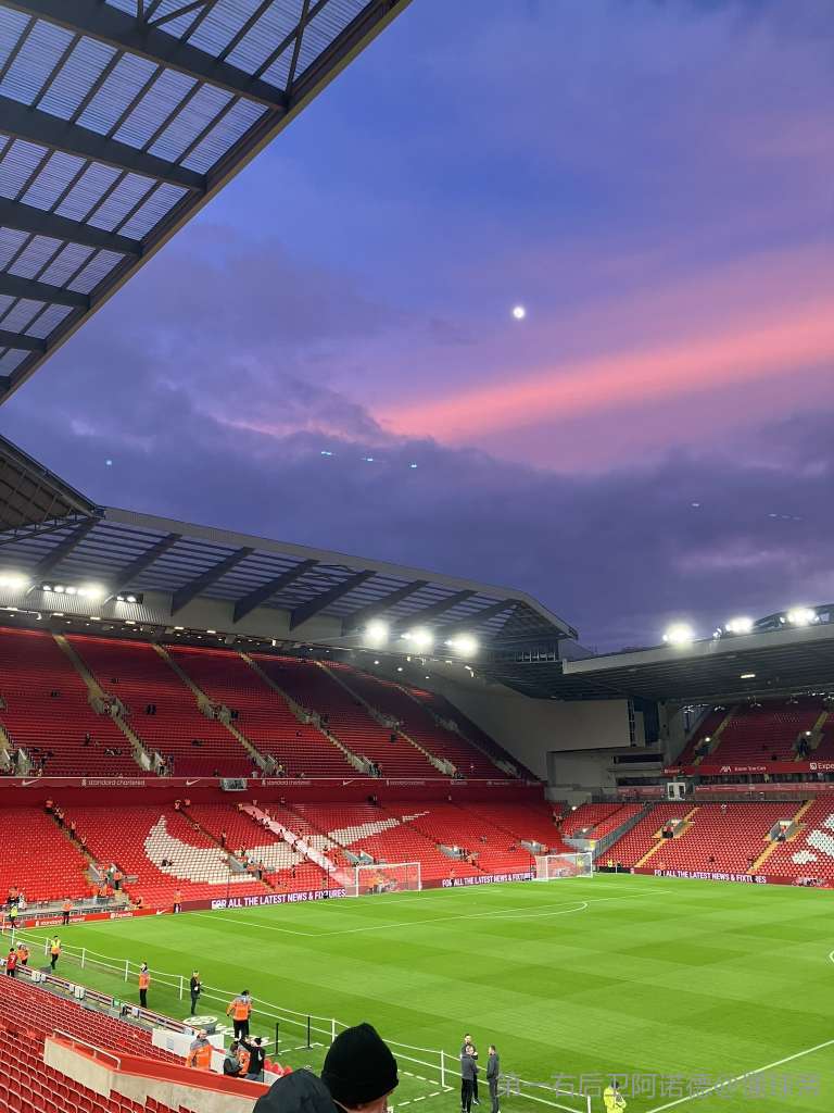 半场战报：亚特兰大1-0佛罗伦萨，德凯特拉雷助攻奥迪隆破僵（半场战报：亚特兰大1-0领先佛罗伦萨，德凯特拉雷助攻奥迪隆先拔头筹）